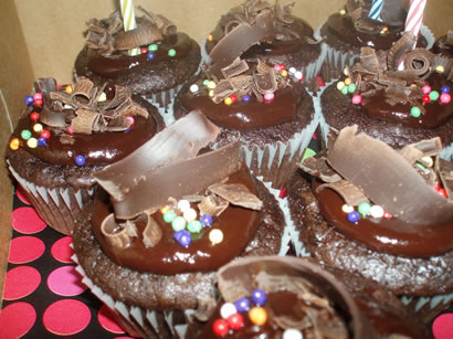 Cupcakes of Unconstrained Festivity